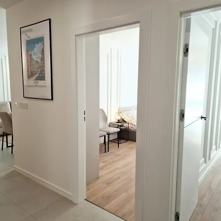 Апартаменты Luxury Scheibler Family Loft -8 Guests Fuzja *